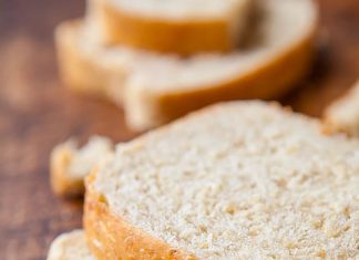 Bà bầu ăn bánh mì có tốt không?