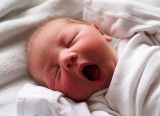 Chuyên gia chia sẻ tuyệt chiêu giúp sinh con dễ dàng hơn