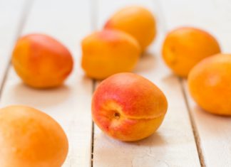 Bà bầu đừng bỏ qua mơ: Loại quả rất tốt cho sức khỏe thai kỳ